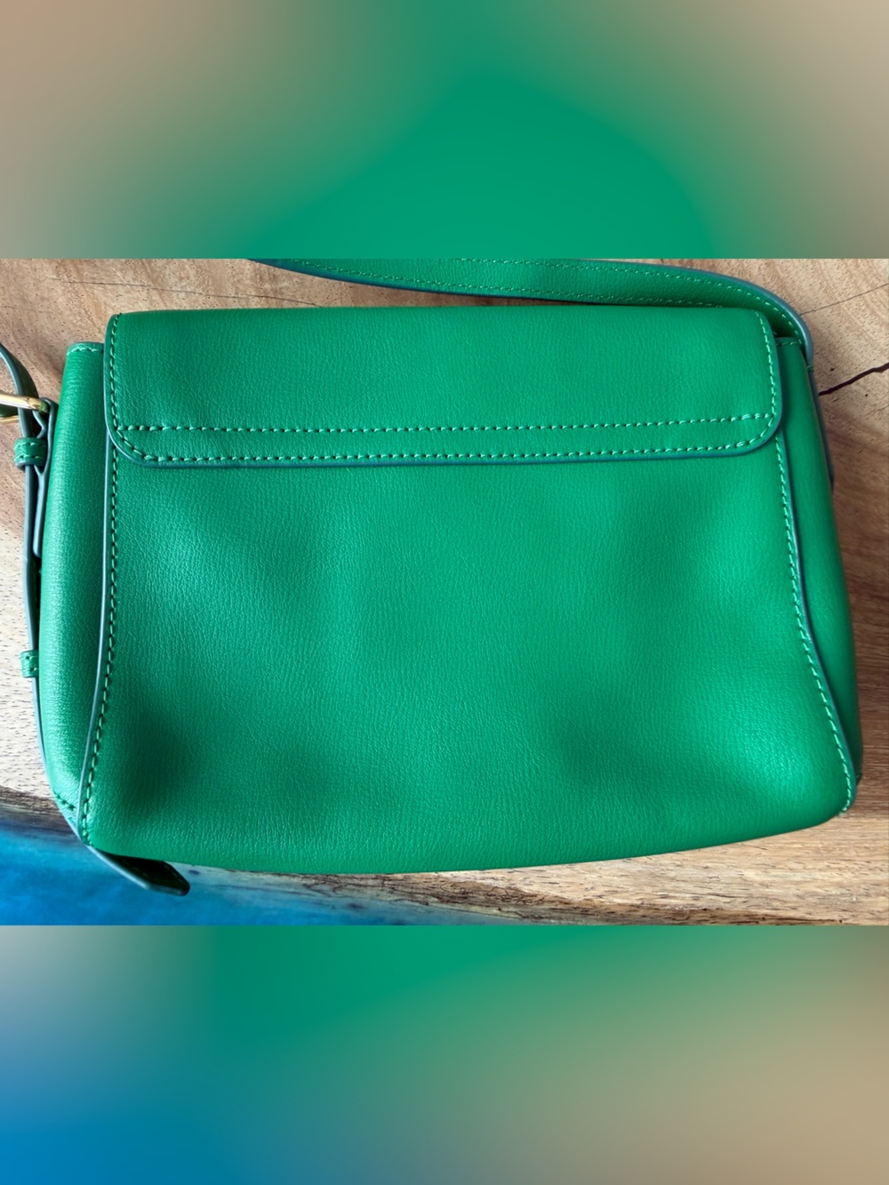 Marc Jacob’s Green Leather Crossbody Bag - Picture 4 of 11